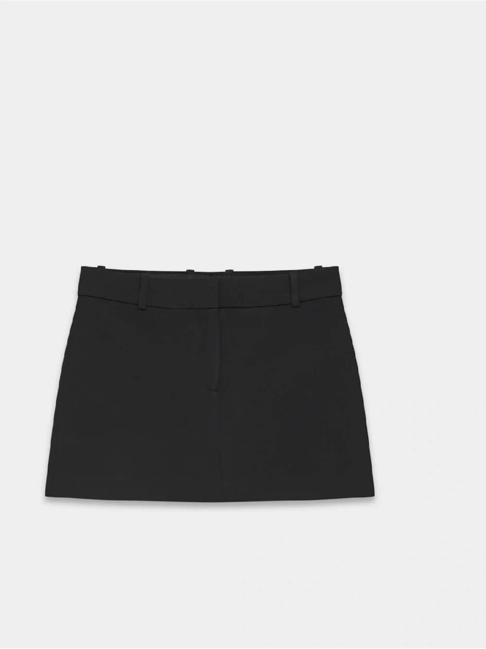 Aritzia chisel micro skort. Sleek A-Line Silhouette